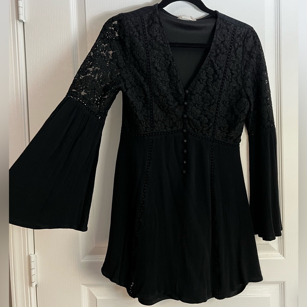 Alter’d State Bell Sleeve Whimsigoth Bohemian Mini Dress🖤